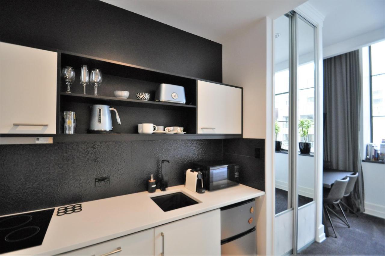Private In A Landmark Heritage Building Apartment Auckland